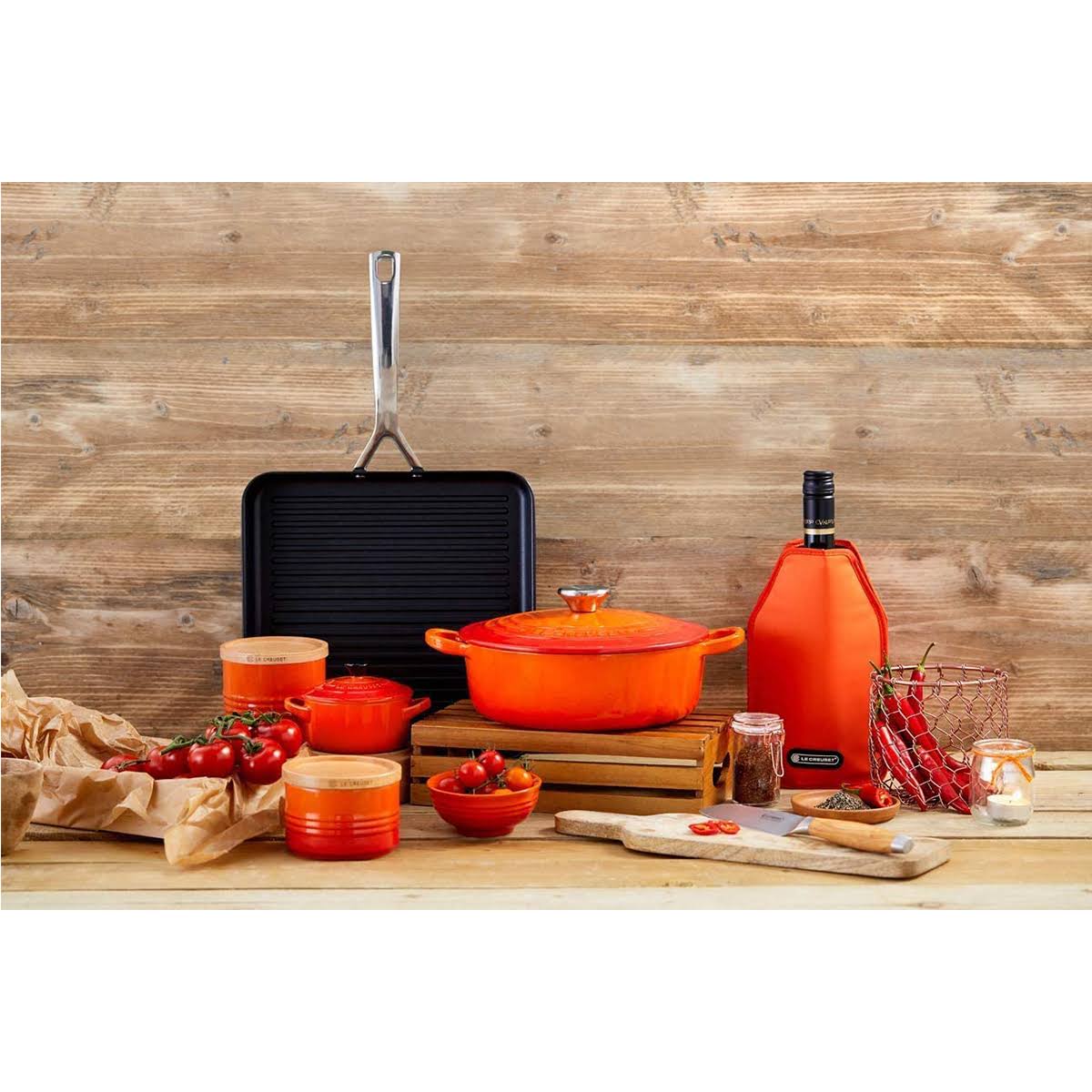 Le Creuset 6.75-Quart Signature Cast Iron Oval Dutch Oven - Flame