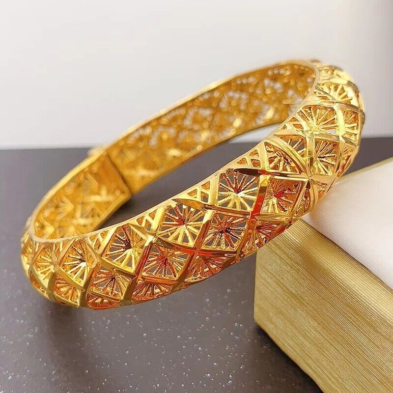 18k Gold Filled Over Silver Womens Italian Cut Opening 7" Bangle Bracelet