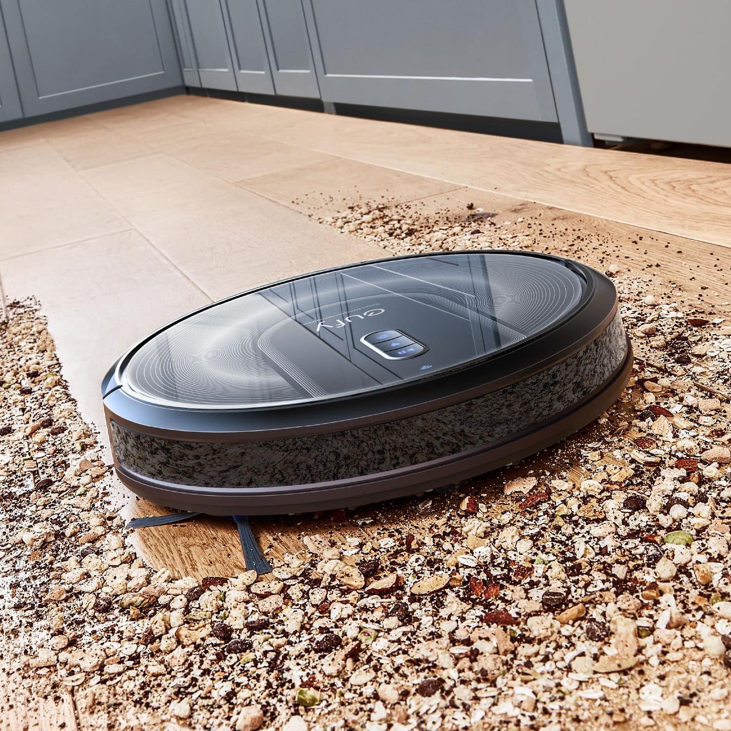 eufy RoboVac G35+ Robot Vacuum with 45-Day Auto-Empty Station, 2500Pa Suction Power (Renewed)