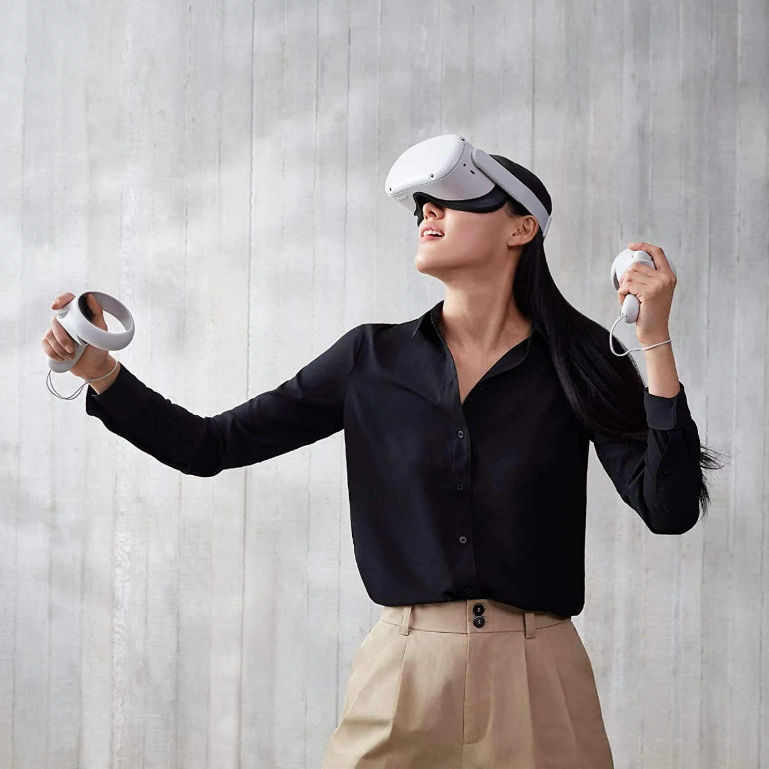 Oculus Quest 2 All-in-One Virtual Reality 256GB Gaming Headset, Touch Controllers, Bundle with 4 AA Batteries Accessories & Hand Strap Accessories