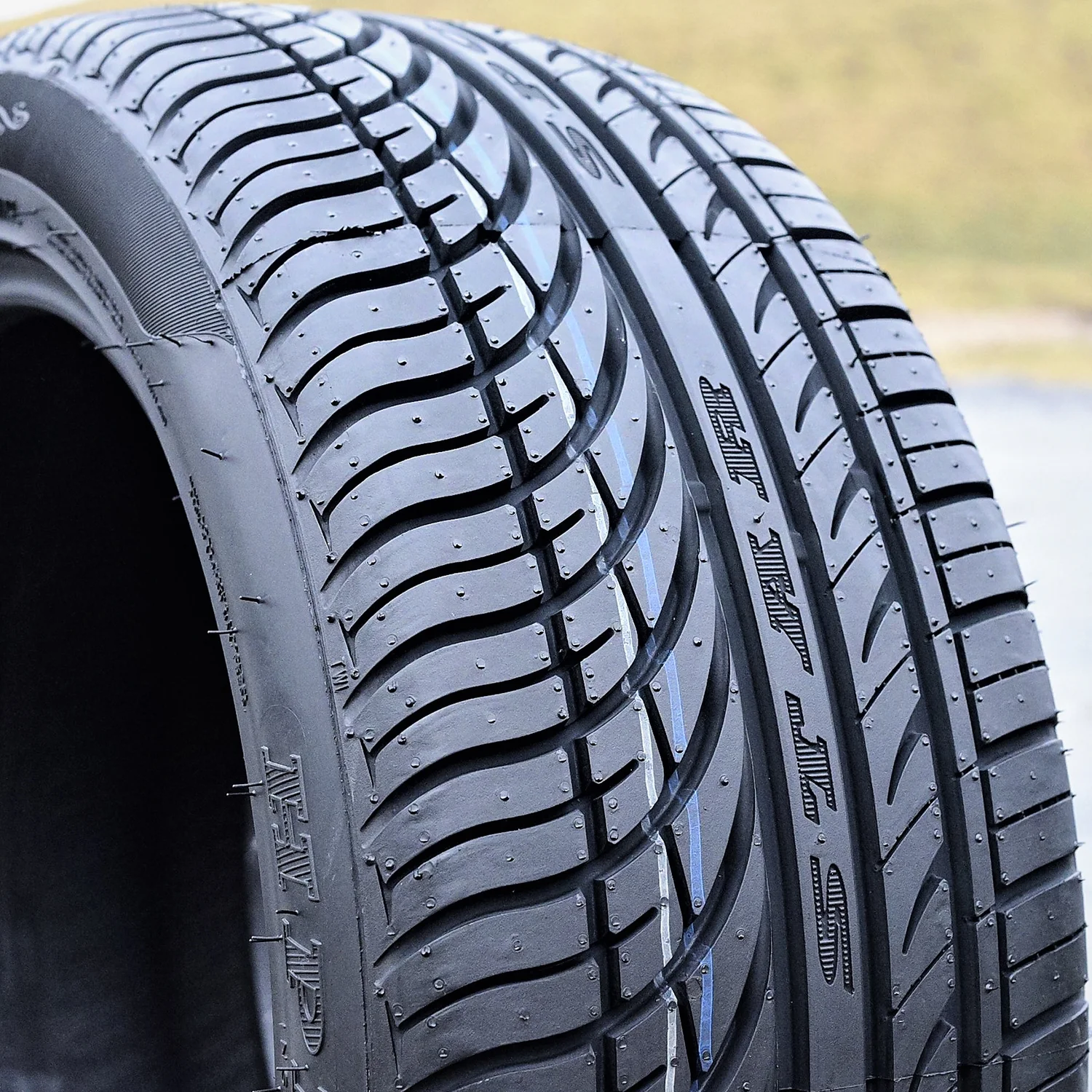 Set of 4 (FOUR) Fullway HP108 235/55R18 ZR 104W XL AS A/S High Performance Tires Fits: 2010-16 Chevrolet Equinox LTZ, 2017 Chevrolet Equinox LT