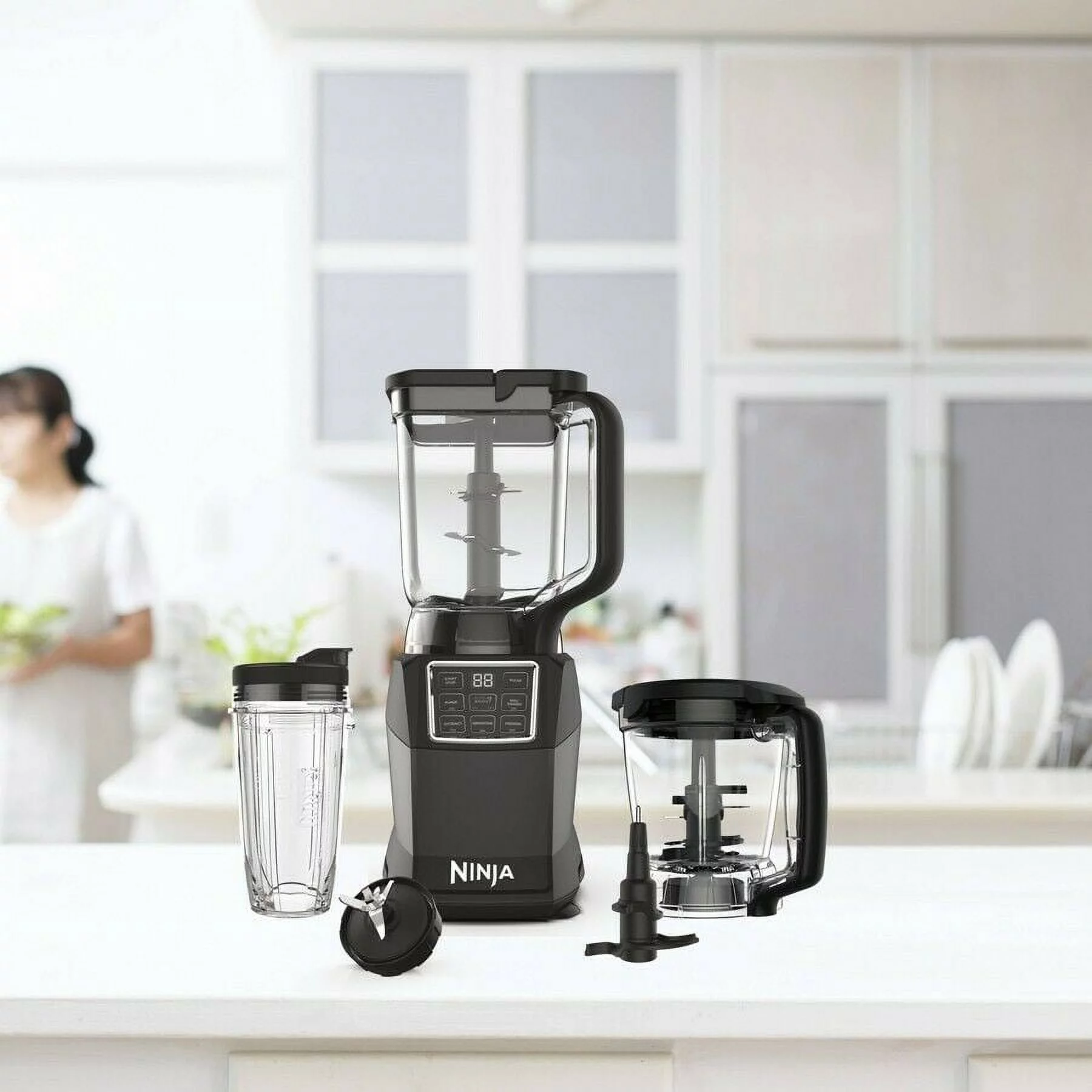 Ninja Kitchen System with Auto IQ Boost and 7-Speed Blender- New (tt)