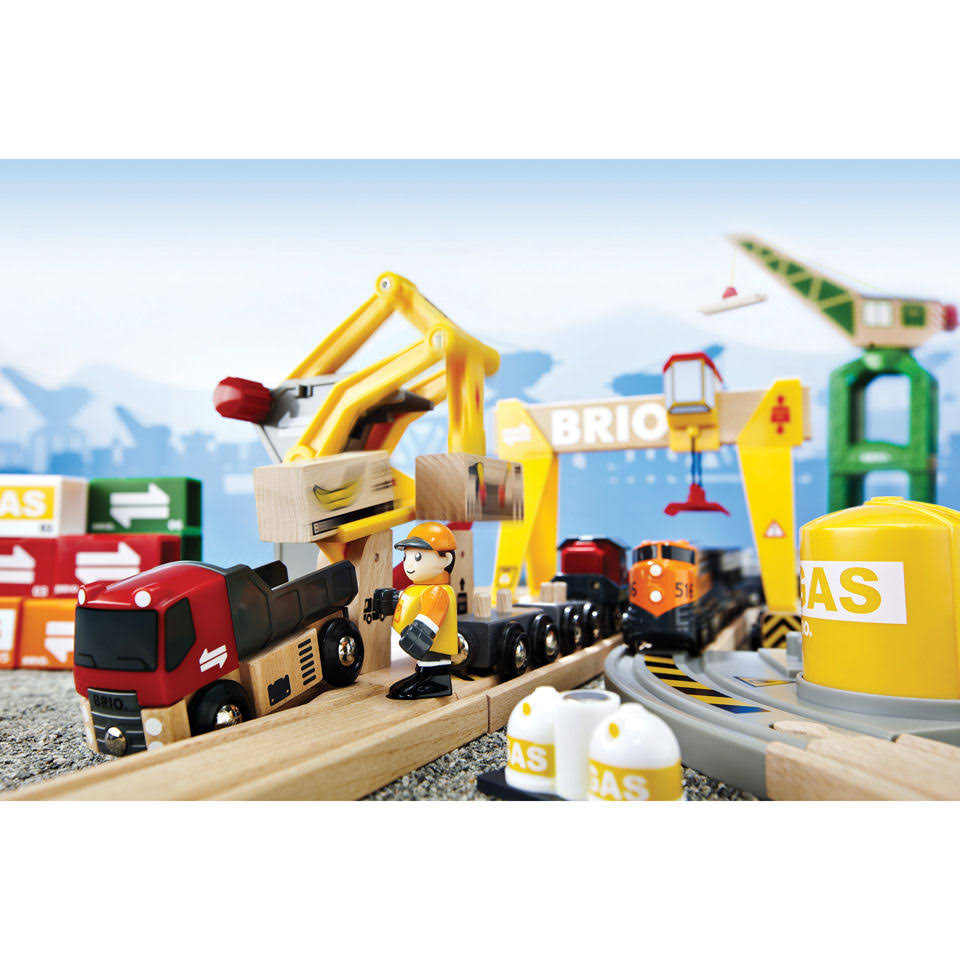 Brio Cargo Railway Deluxe Set