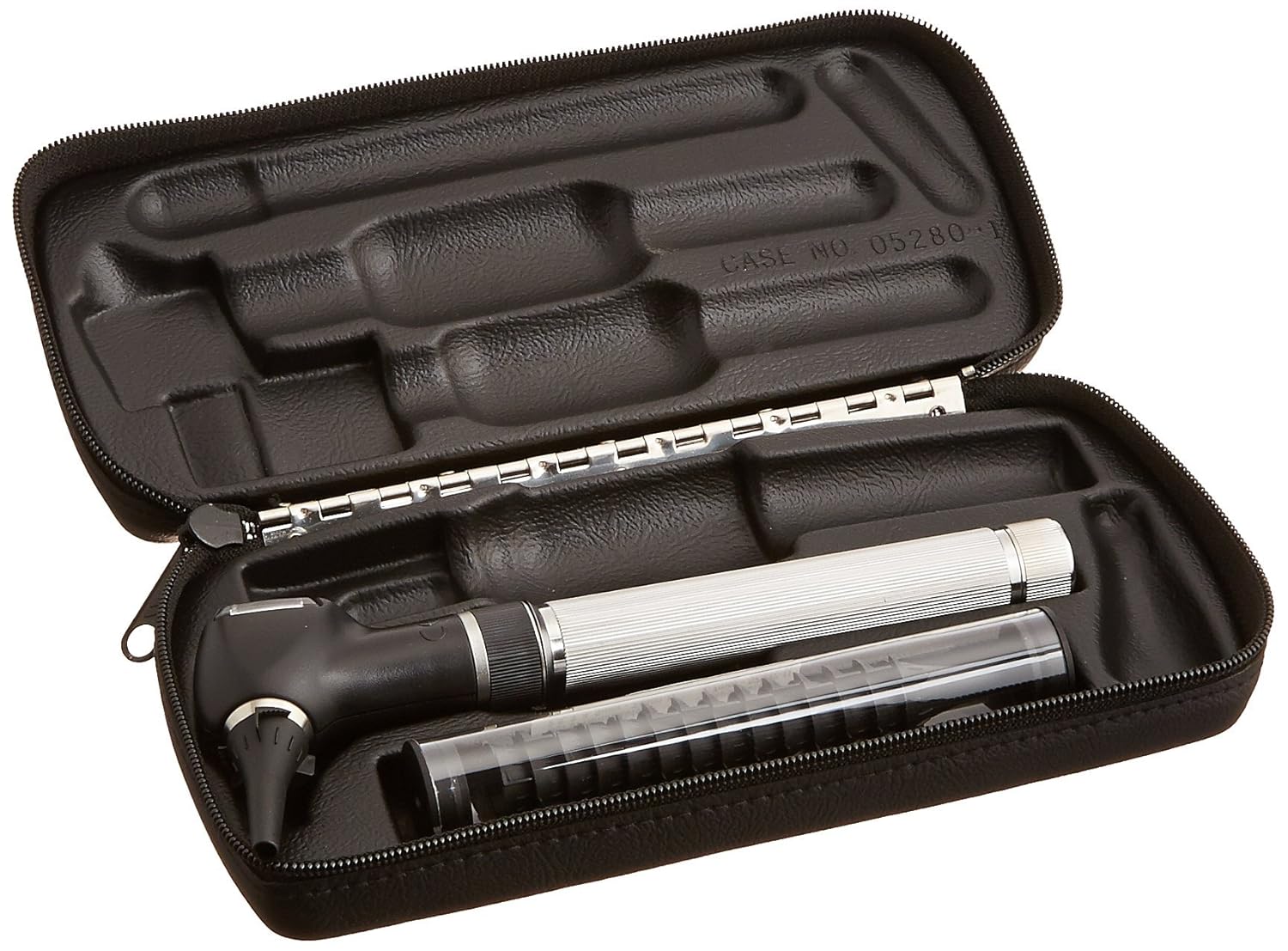 Welch Allyn 22822 PocketScope Otoscope with "AA" Handle and Hard Case
