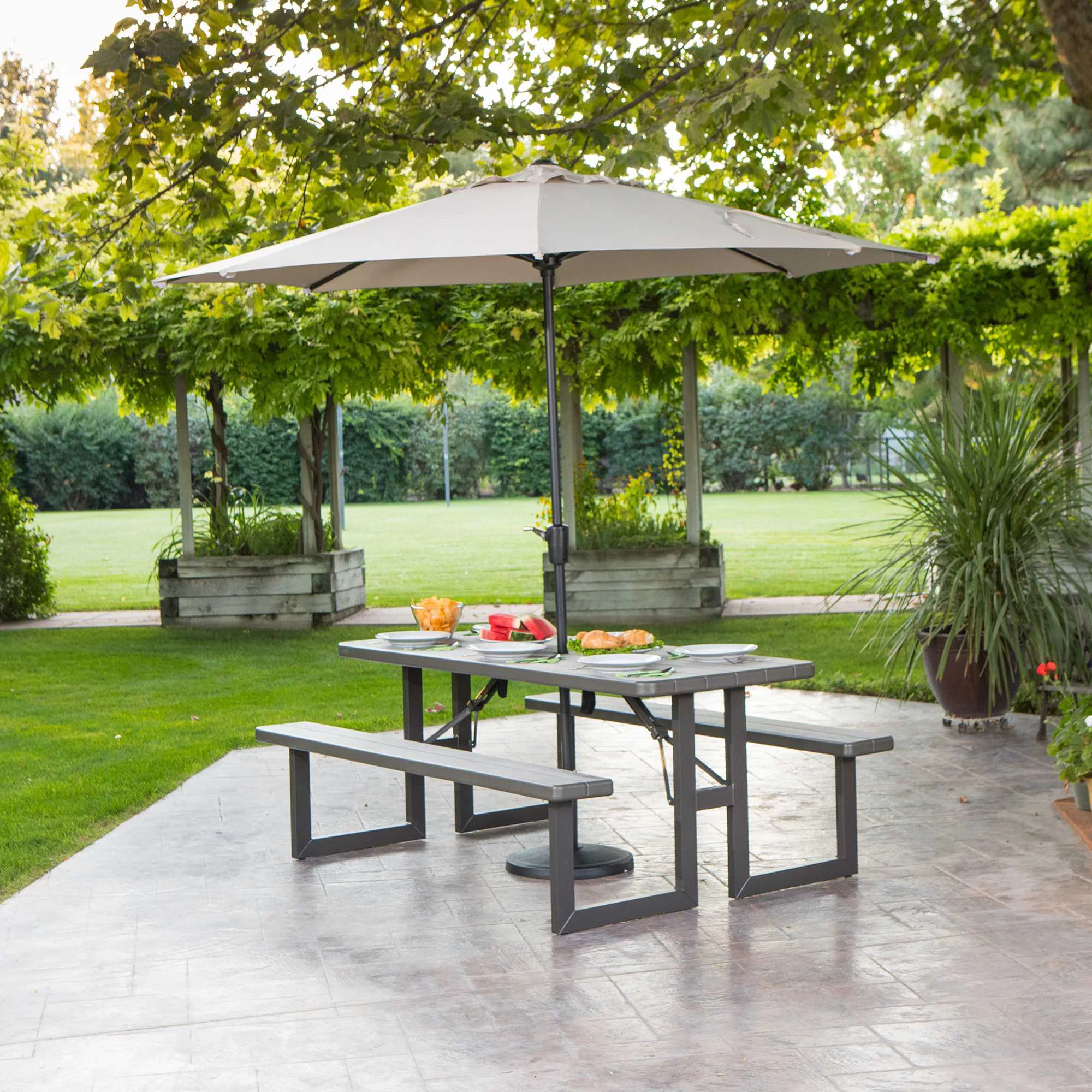 Lifetime 6-Foot Craftsman Folding Picnic Table