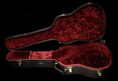 Taylor 86110 Hardshell Dreadnought Acoustic Guitar Case