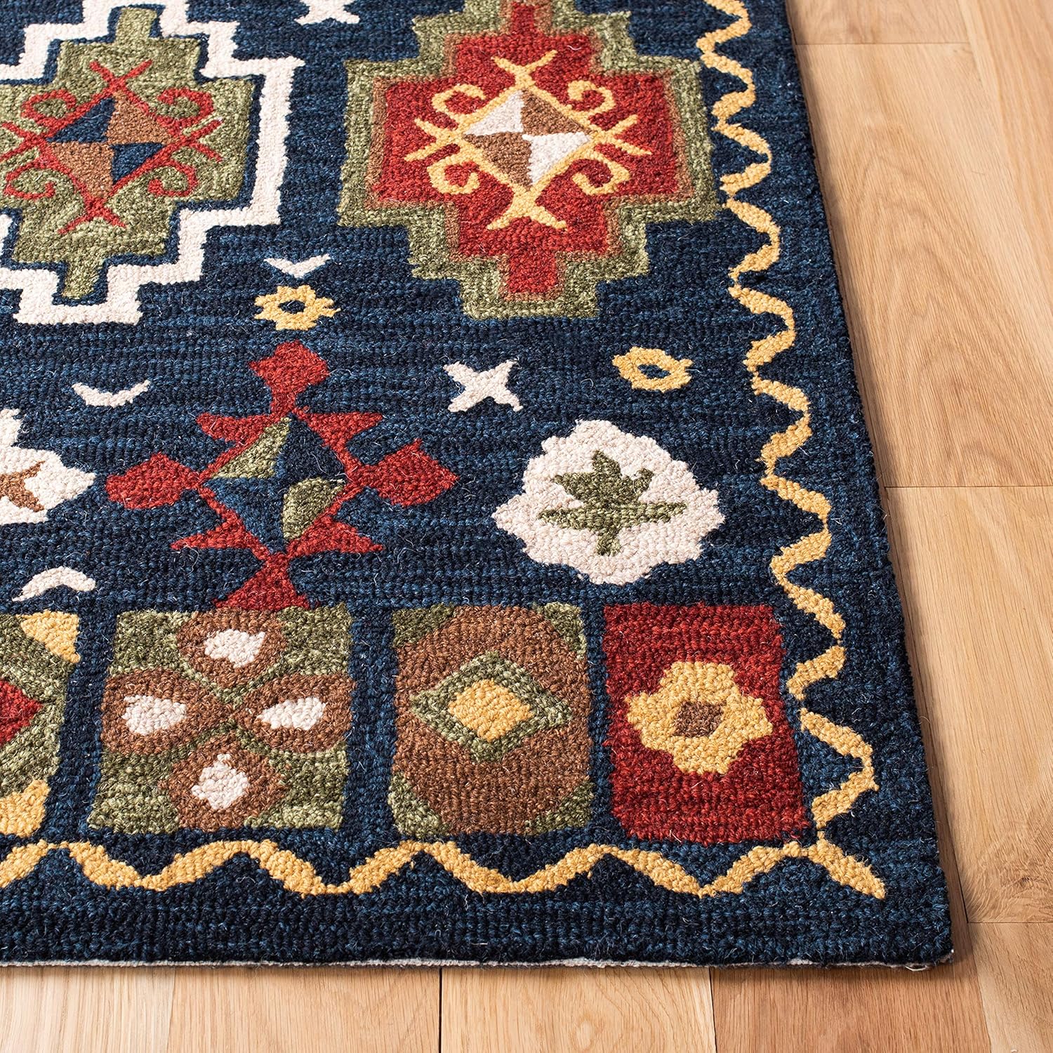 SAFAVIEH Heritage Collection Area Rug - 6' Square, Navy & Red, Handmade Traditional Oriental Wool, Ideal for High Traffic Areas in Living Room, Bedroom (HG353N)
