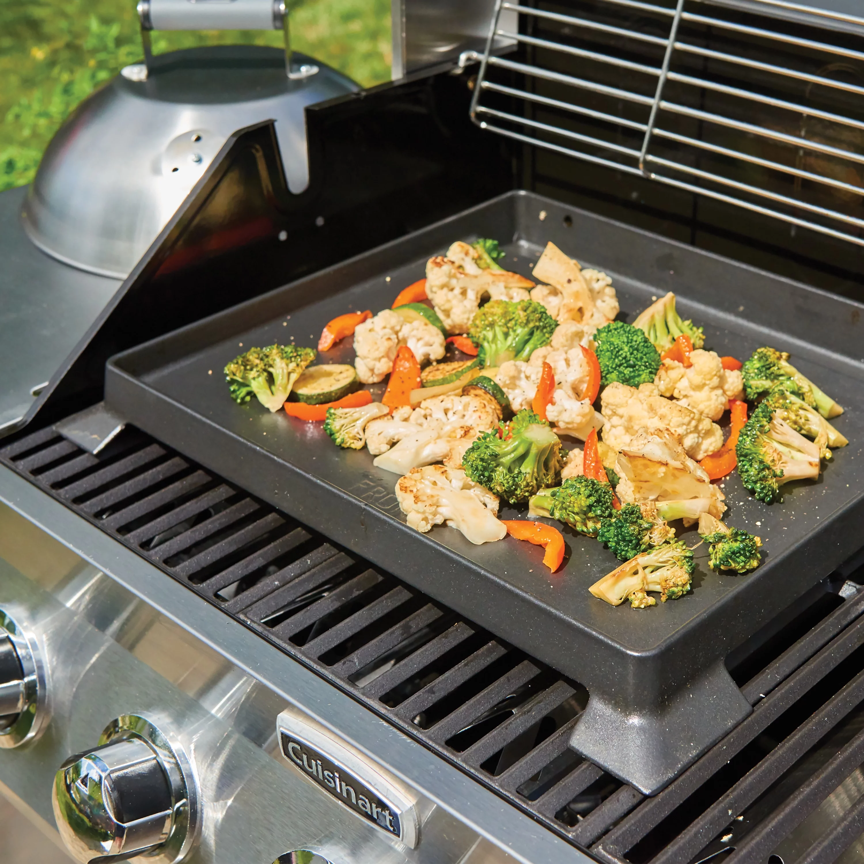 Cuisinart 3-In-1 Stainless Five-Burner Propane Gas Grill with Side Burner
