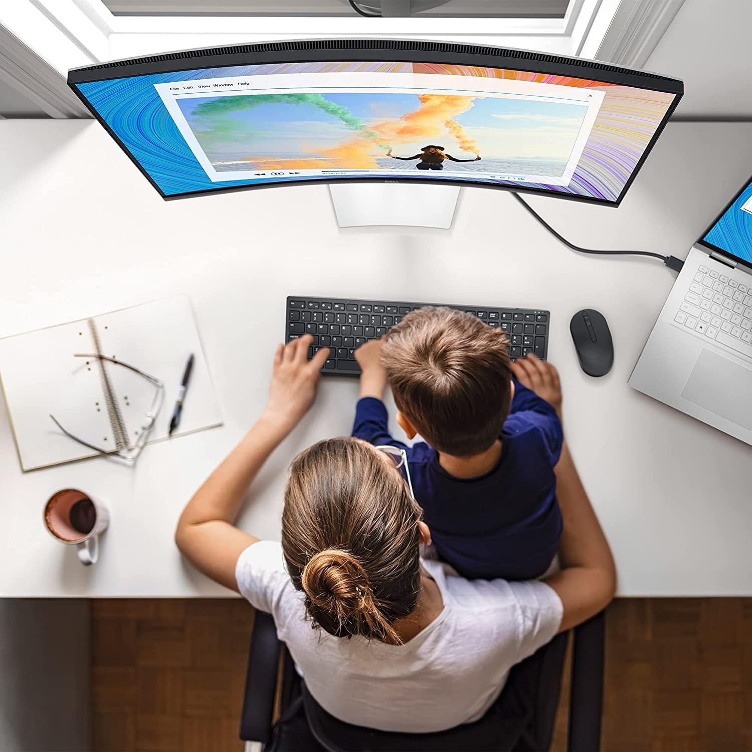 Dell S3222HN 32 inch 1080P Computer Monitor, Full HD 75Hz AMD FreeSync Curved Display, 3000:1 Contrast Ratio and 99% sRGB Coverage, Ideal for Home and Business, Black