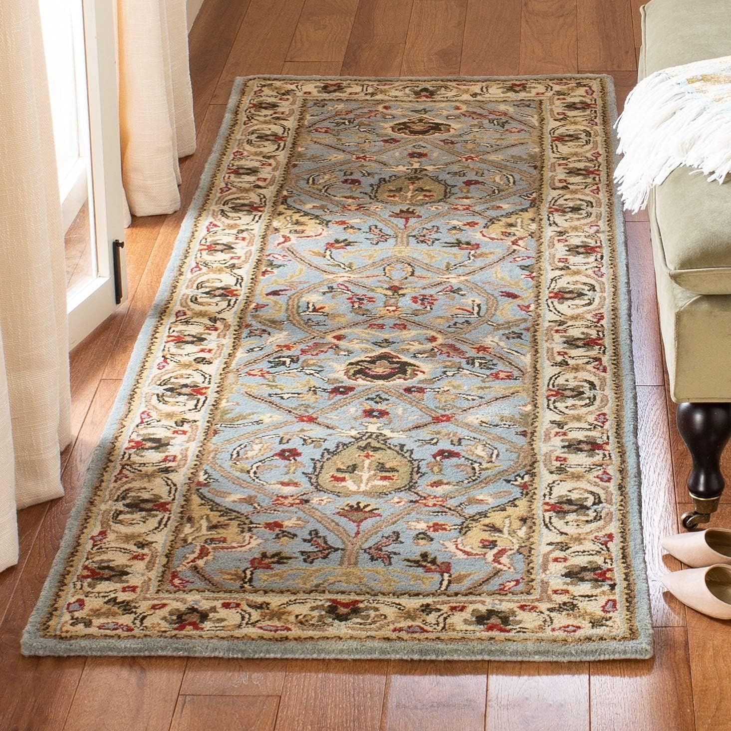 SAFAVIEH Persian Legend Collection Area Rug - 9'6" x 13'6", Light Green & Beige, Handmade Traditional Wool, Ideal for High Traffic Areas in Living Room, Bedroom (PL819A)