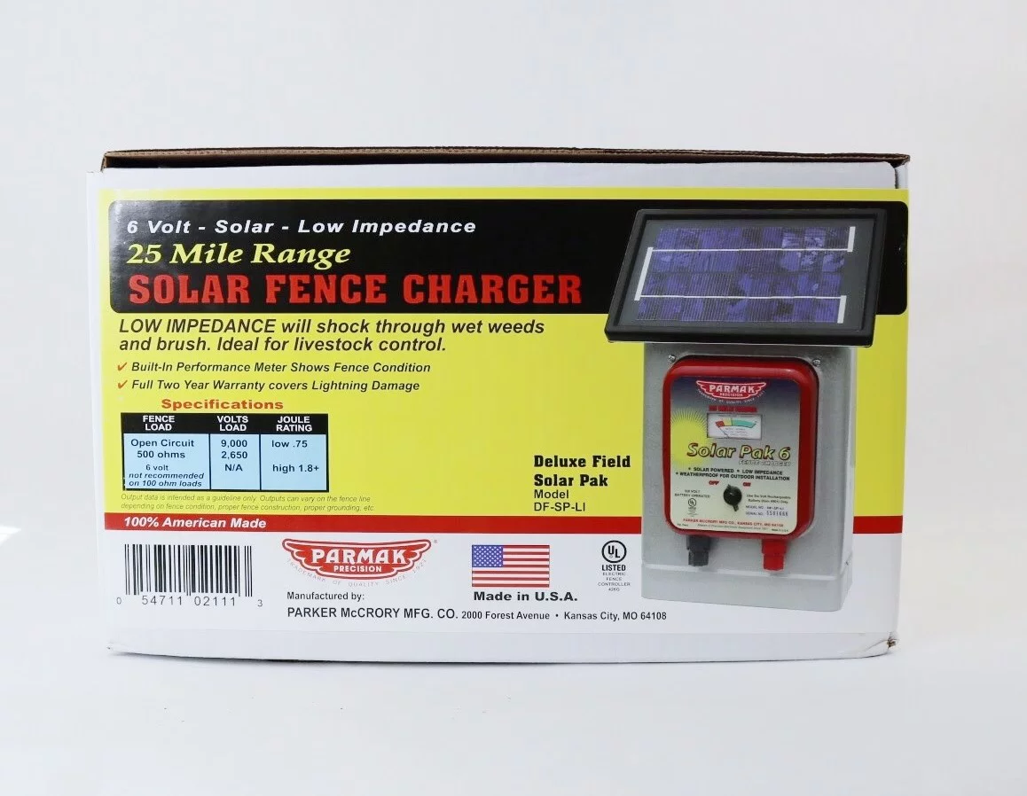 Parmak DF-SP-LI Deluxe Field Solar-Pak 6 Electric Fence Charger, Solar/6 Volt Battery, 25 miles, Built-In Performance Meter, Weatherproof, Portable