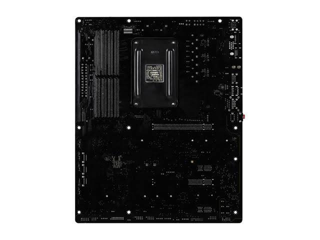 ASRock B550 Phantom Gaming 4 AMD AM4 ATX Motherboard