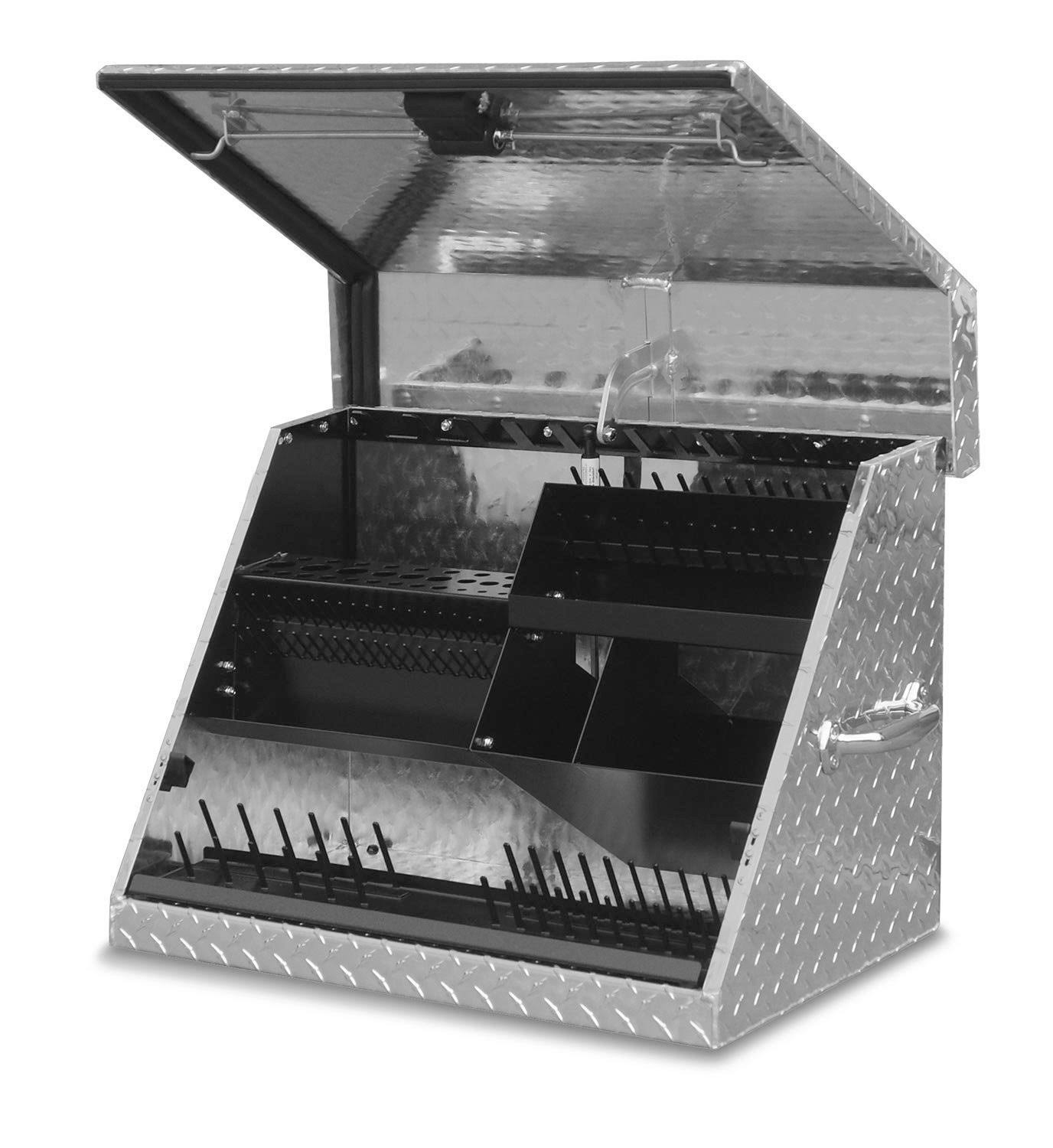Montezuma SE250AL 26 x 18 in. Aluminum Triangle Toolbox Brite