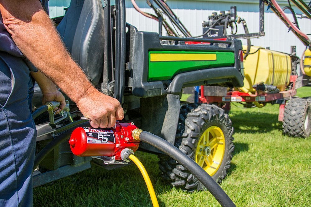 Fill-Rite RD812NH 8 GPM 12V Portable Fuel Transfer Pump with Manual Nozzle, Discharge Hose, Suction Hose, and Power Cord,Red