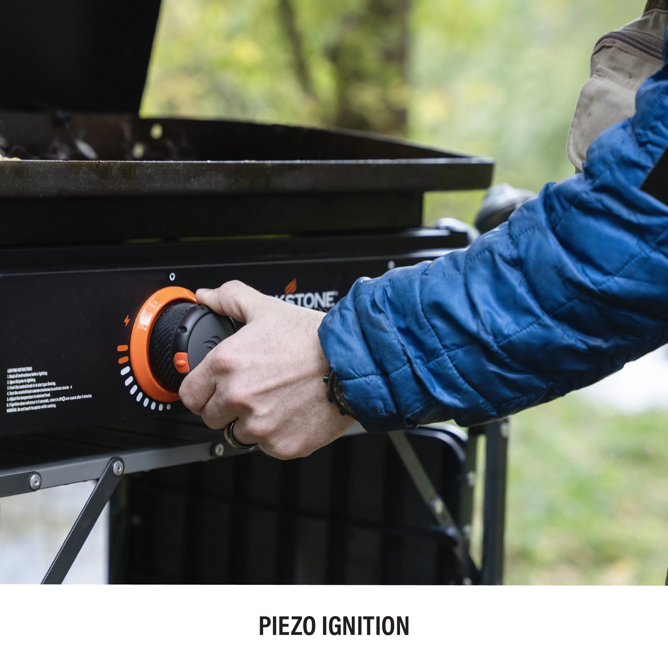 Blackstone Adventure Ready 2-Burner 22 Propane Griddle with Hard Cover in Black