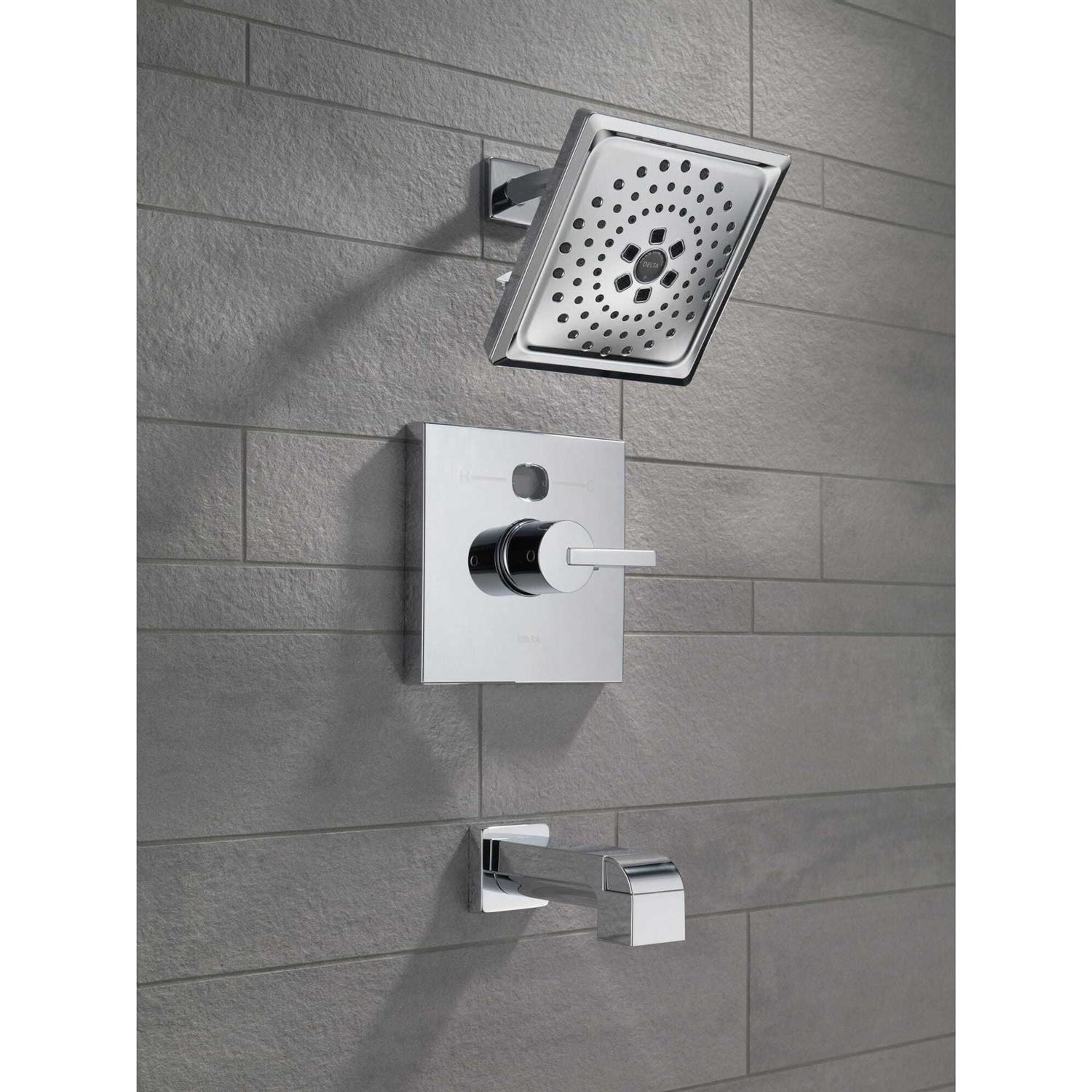 Delta Ara Tub Spout