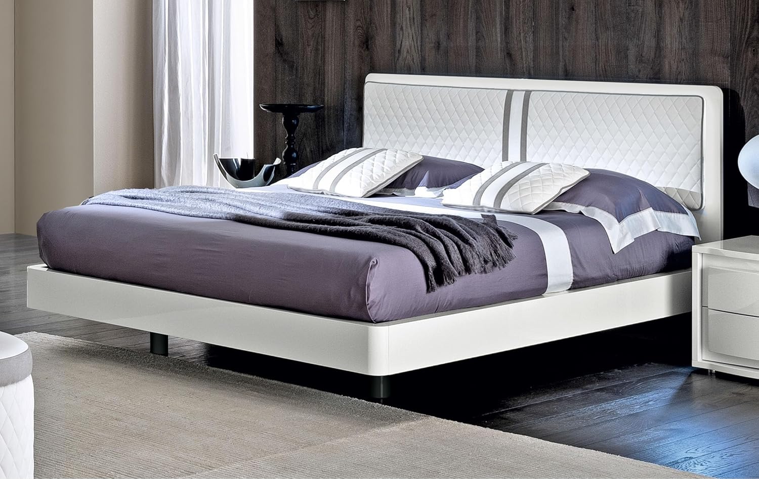 DAMA Bianca Modern Platform Bedroom 5 Pcs Bedroom Set Including Queen Bed, Single Dresser, Mirror and 2 Nightstand in White by ESF