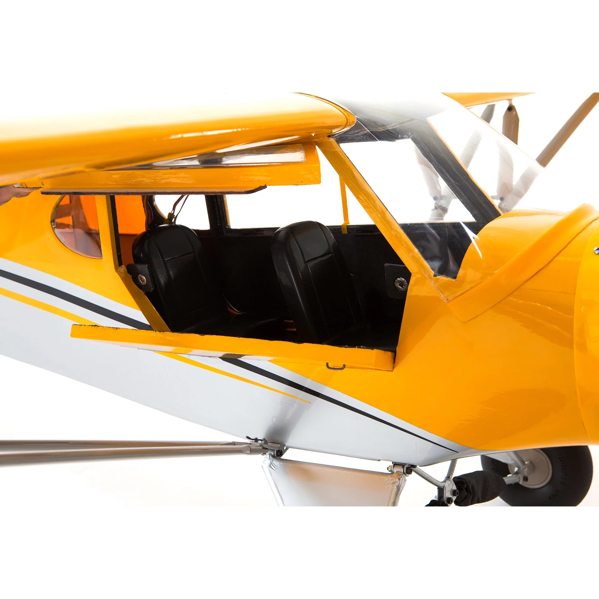 Hangar 9 Carbon Cub 15cc ARF HAN5065 Airplanes ARF Giant