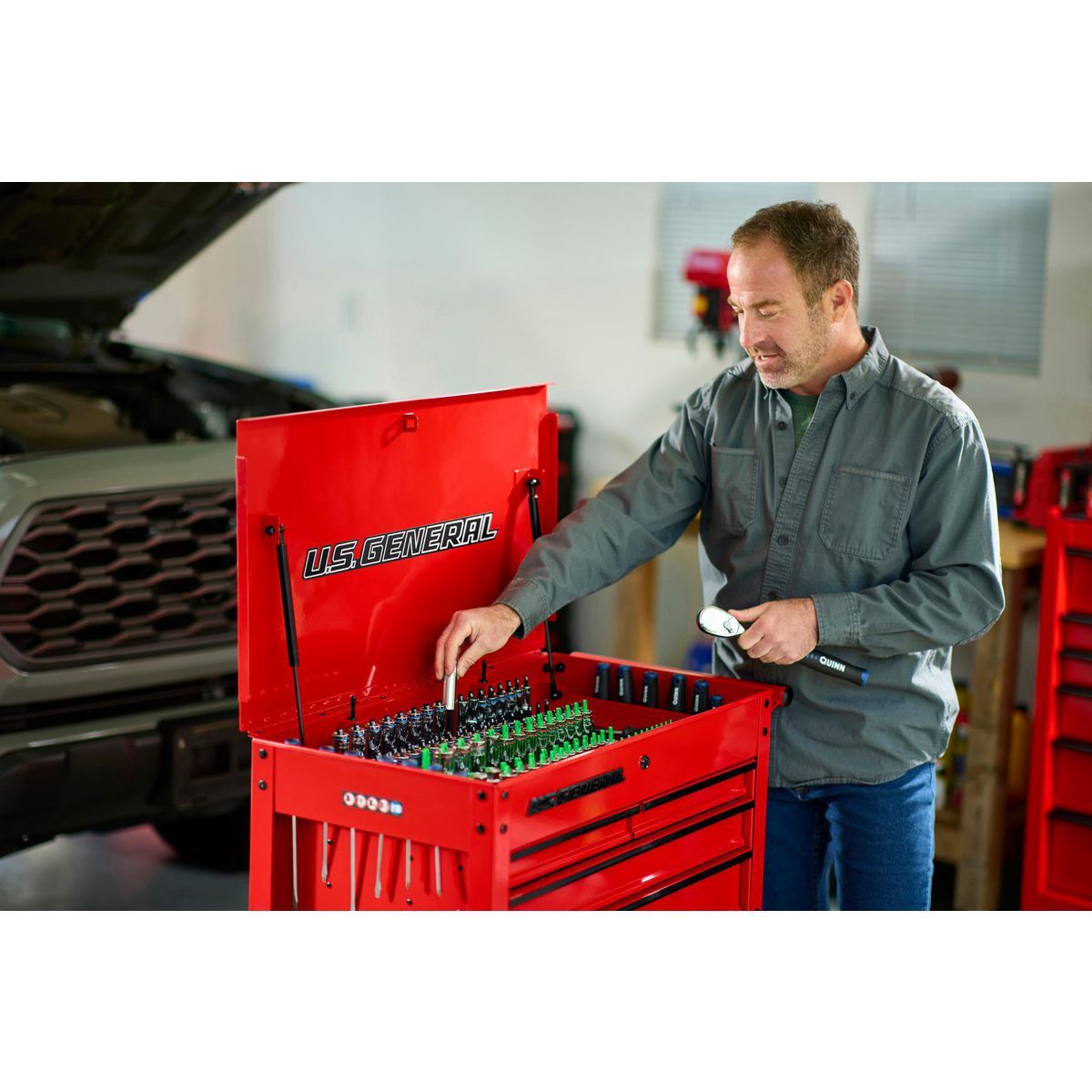U.S. GENERAL 30 in., 4-Drawer Tech Cart, Red