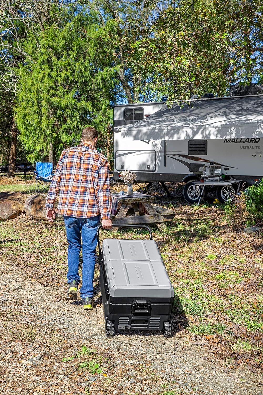 Camco 51520 CAM-750 Portable Refrigerator, AC 110V/DC 12V Compact Fridge/Freezer with Dual Zone Cooling, 75-Liter - Keeps Food and Drinks Cold While On-the-Go - Ideal for Road Trips, RVing, Camping, B