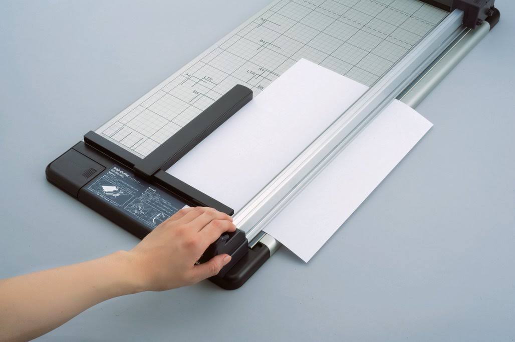 Carl Heavy Duty Rotary Paper Trimmer 25 inch.