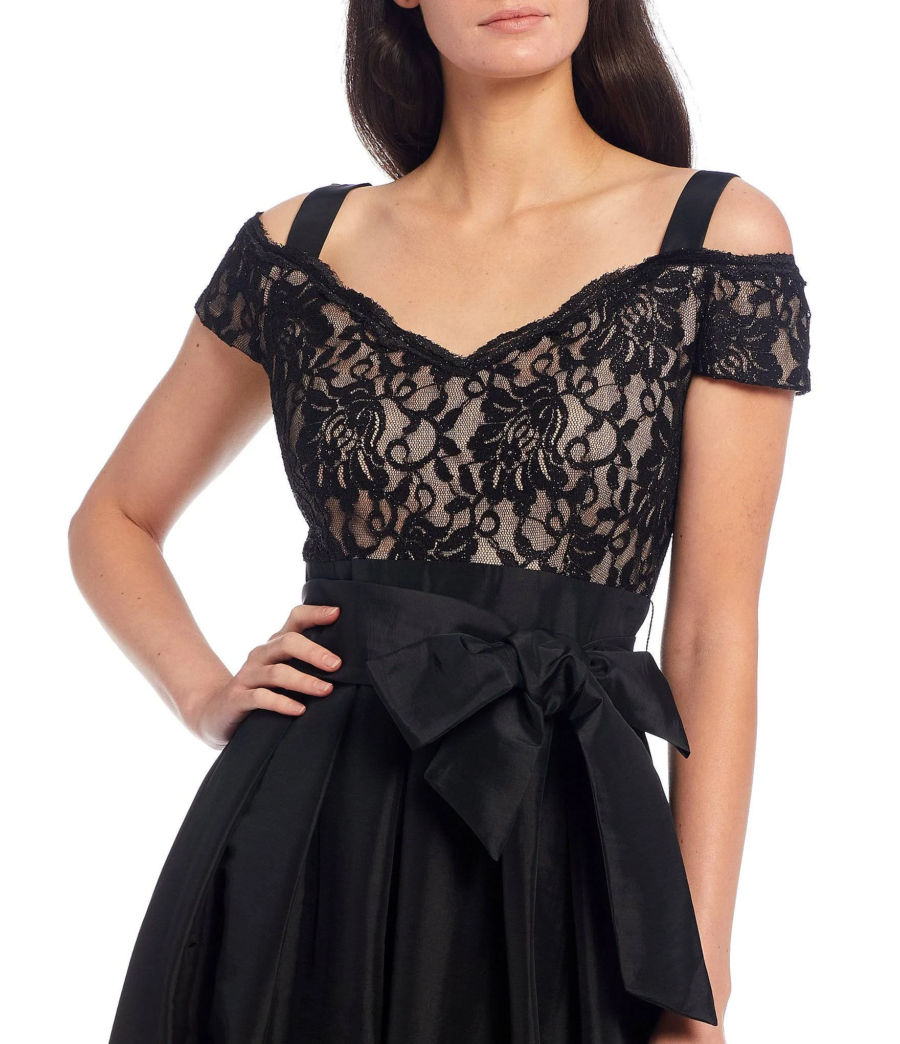 R u0026 M Richards Lace Cold-Shoulder Gown - 12 / Black Taupe