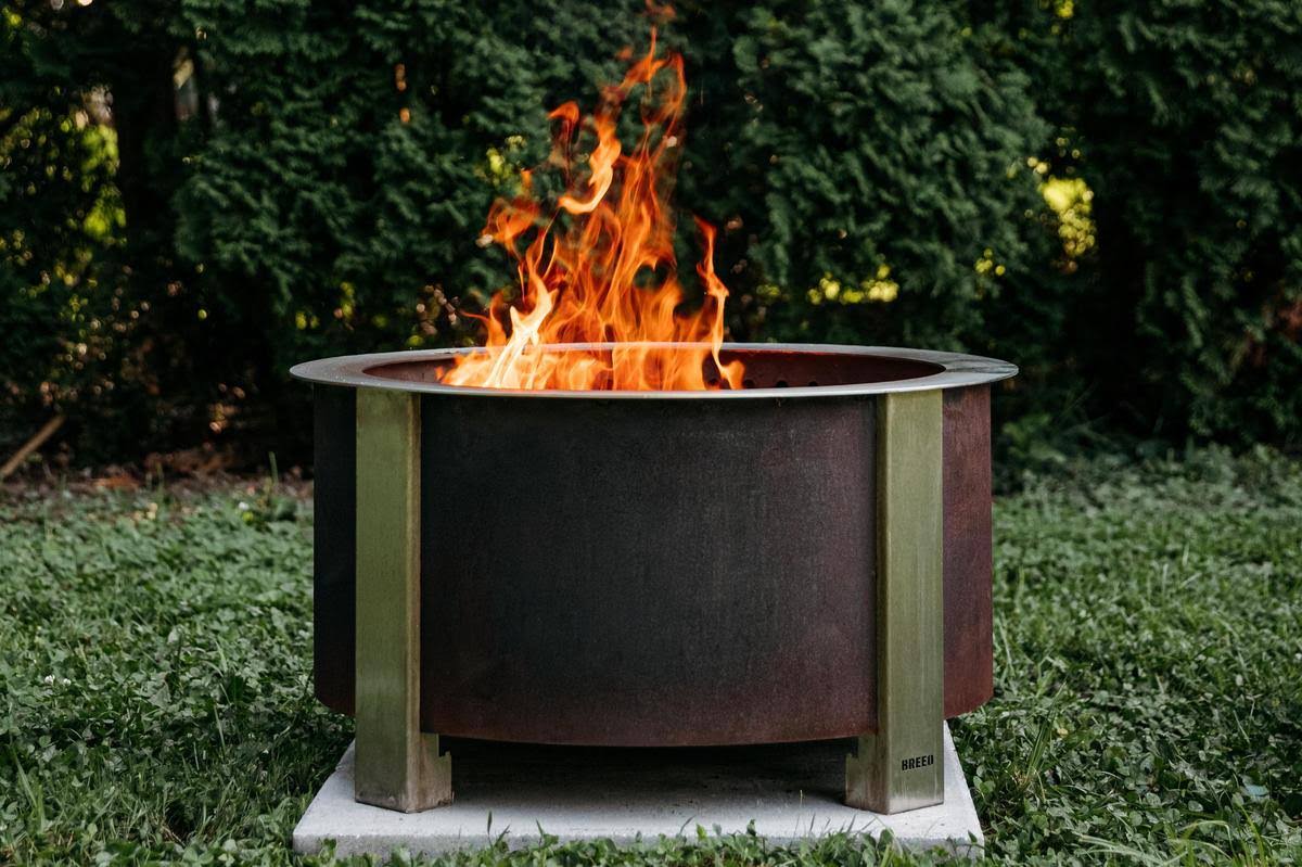 Breeo x Series 24 Smokeless Fire Pit | Stainless Steel | American Made