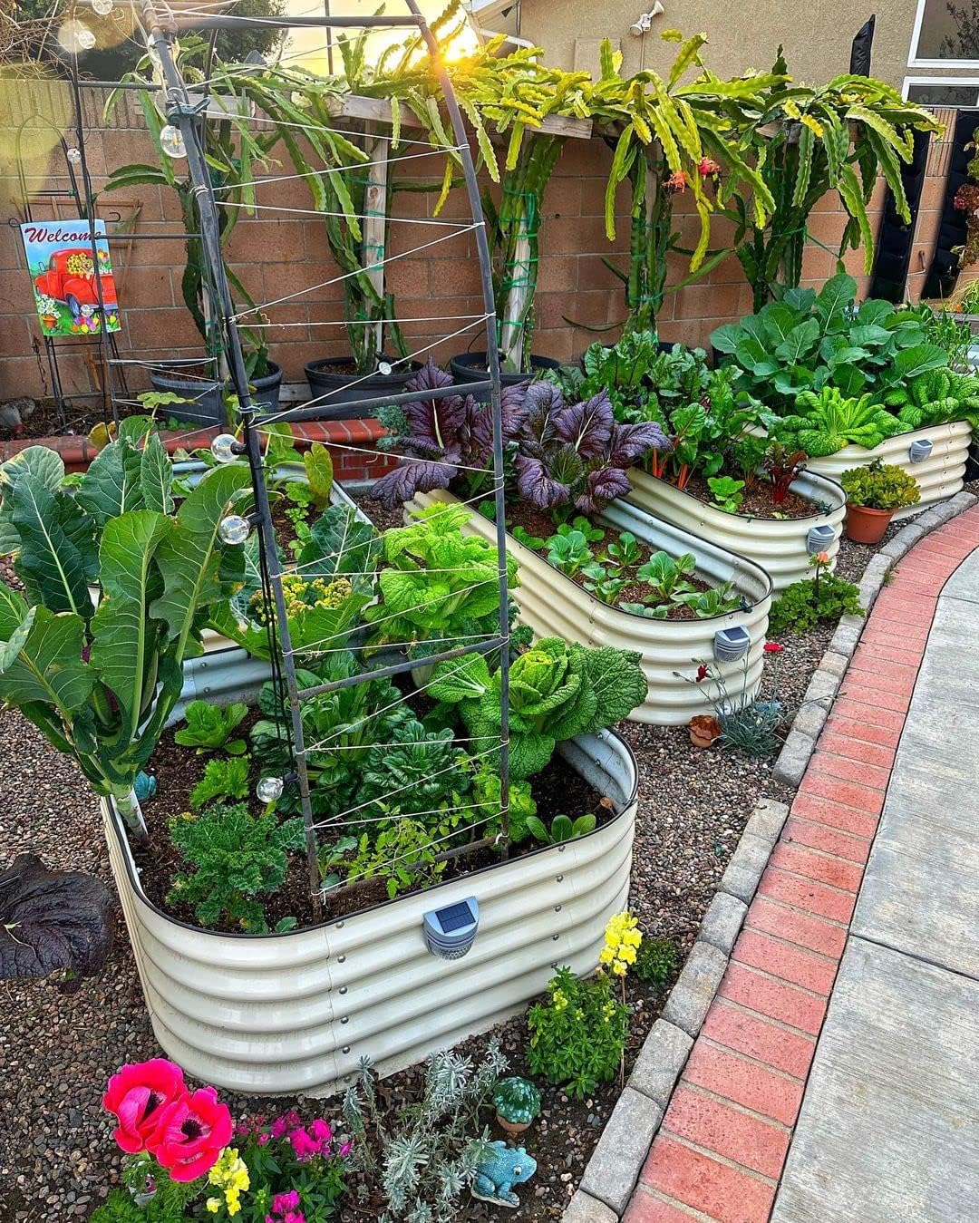 Vego garden 17" Tall 9 in 1 Raised Garden Bed Pearl White & 4-Pack Solar Lights