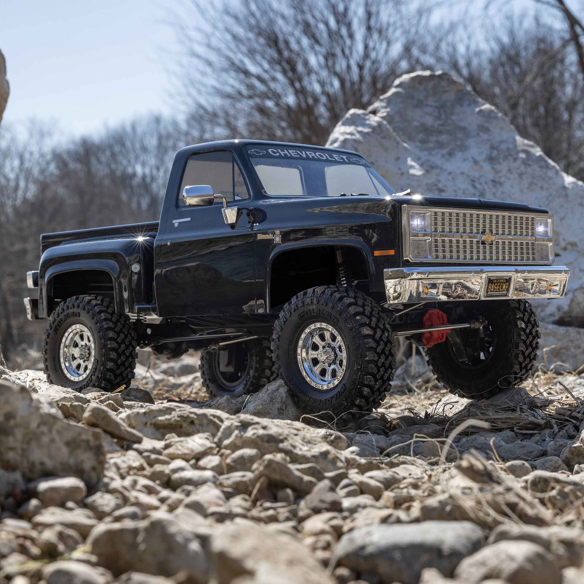 Axial RC Truck SCX10 III Base Camp 82 Chevy K10 RTR Ready-To-Run Battery and Charger Not Included Black AXI03030T2