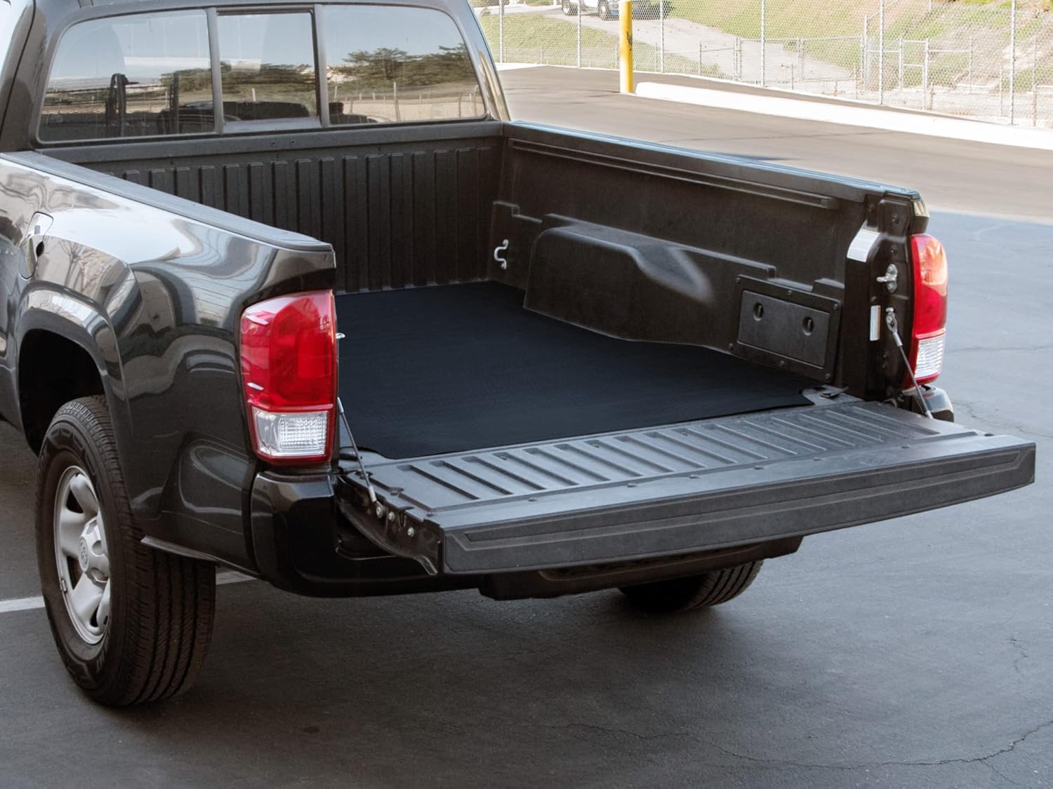 Armordillo USA 8706497 Horizontal Line Rubber Truck Bed Mat - Black Fits 1999-2006 Chevy Silverado GMC Sierra 1500 2500 3500/2007 Classic 8 Feet (96") Long Bed