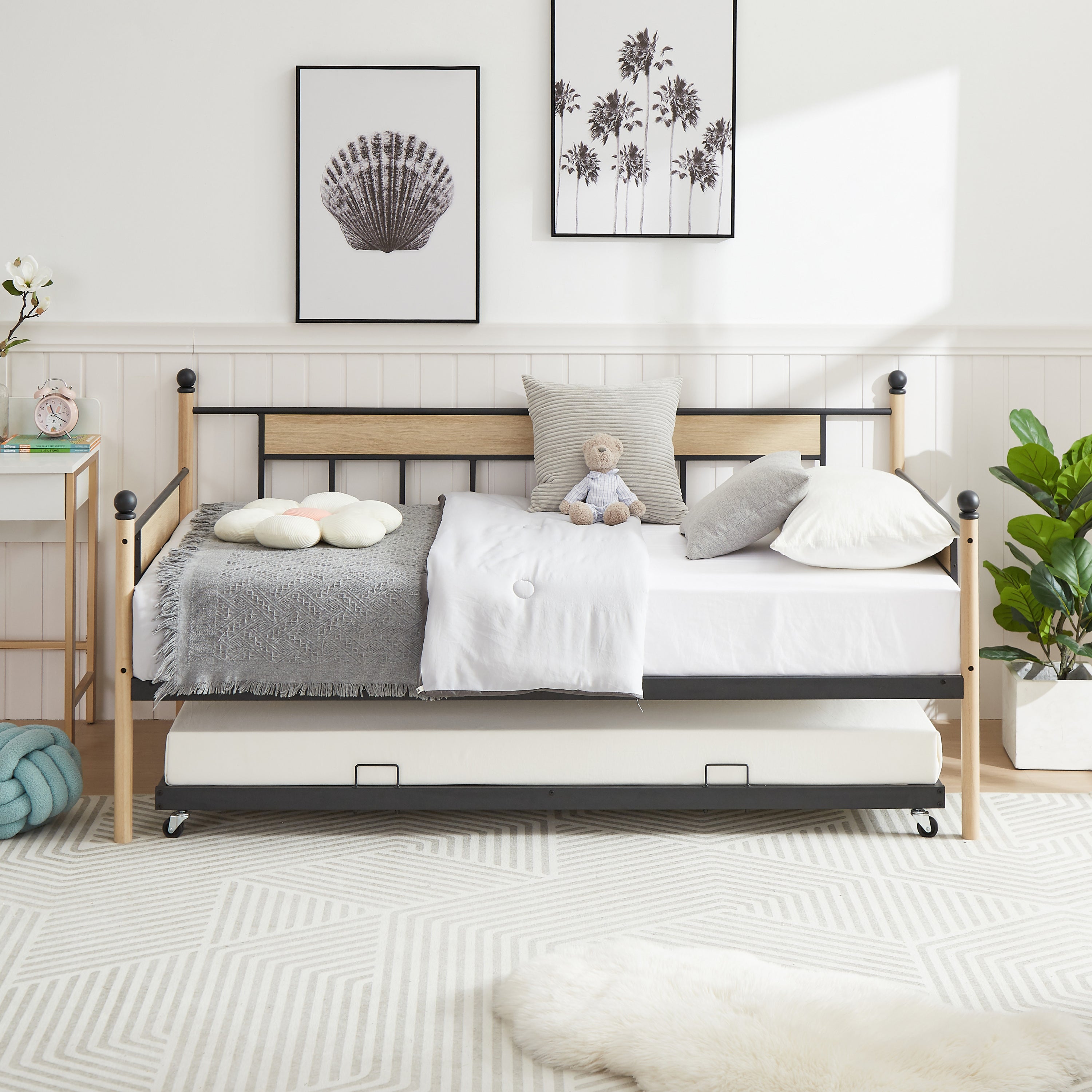 Baja Twin Size  Metal Frame Daybed with Trundle - Black