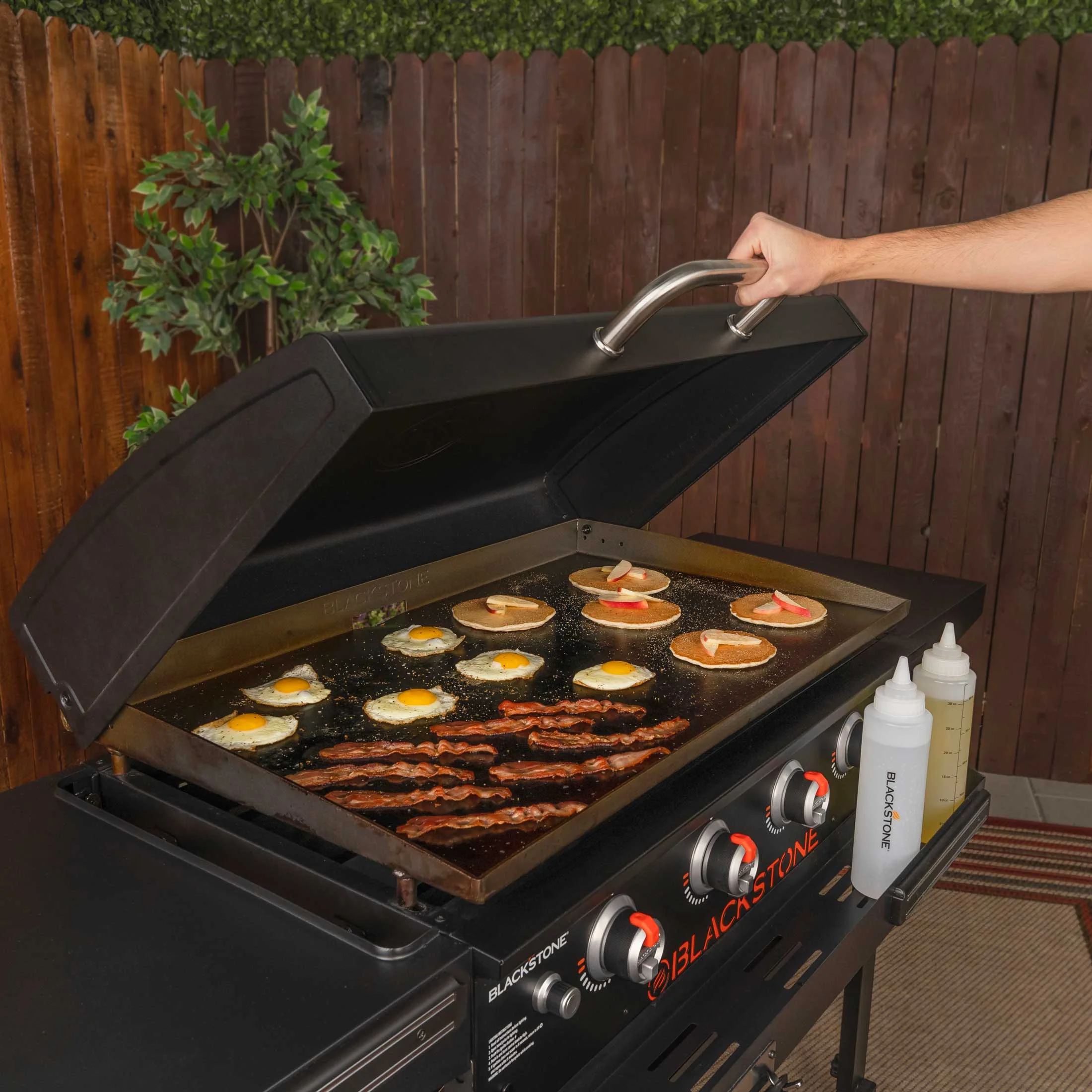Blackstone 4-Burner 36" Griddle with Hood and Front Shelf