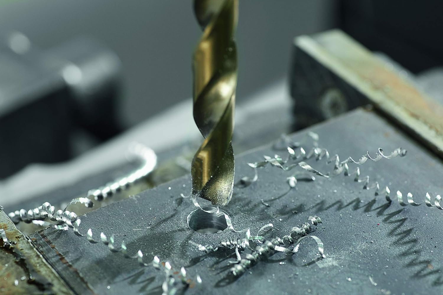 BOSCH CO21B 21 Pc. Cobalt M42 Drill Bit Set Pack of 2