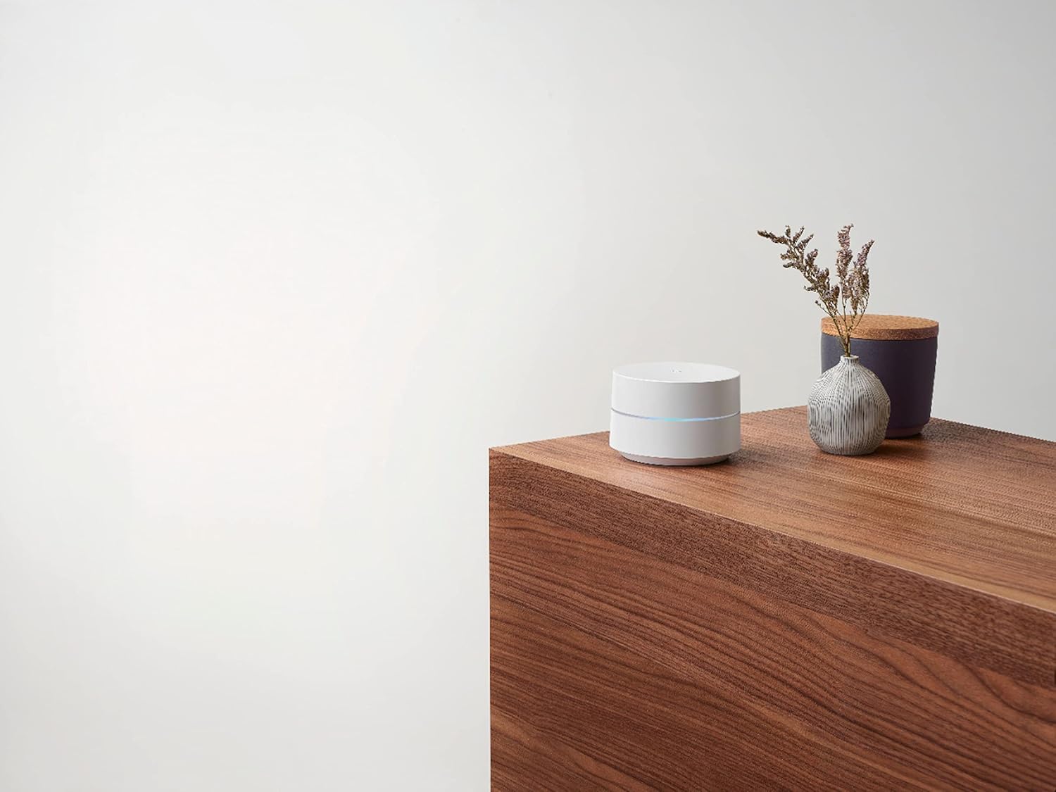 Google - WiFi - Whole Home Mesh Router System (AC1200) - 6 Pack - White with Kwalicable Cleaning Cloth