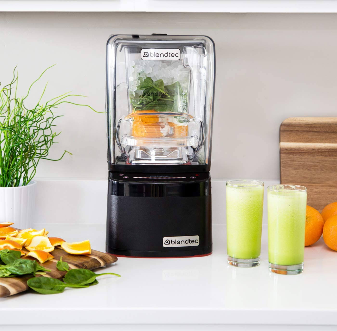 Blendtec Pro 800 with Wildside Jar, Black
