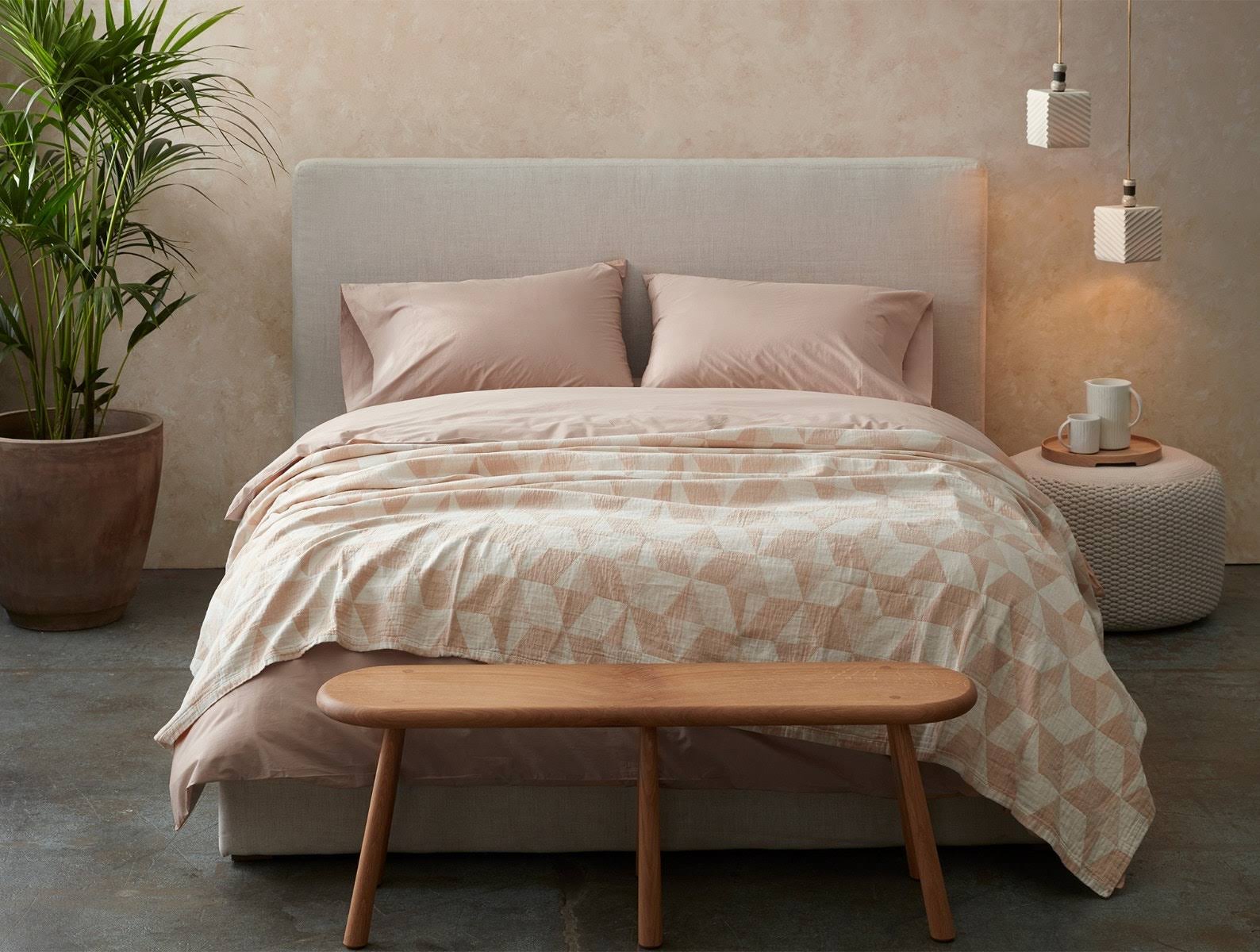 Coyuchi 300 Thread Count Organic Percale Fitted Sheet, Twin, Natural