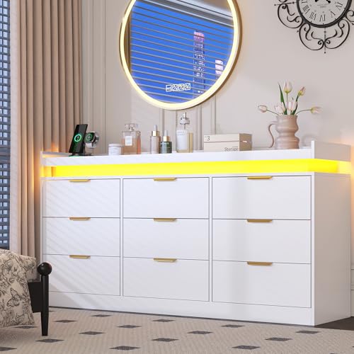 White Dresser with LED Lights, Wooden LED Dresser, 4 Drawer Chest with Charging Station, Tall Chest of Drawer Closet Organizer for Bedroom, Living Room, Entryway, Hallway