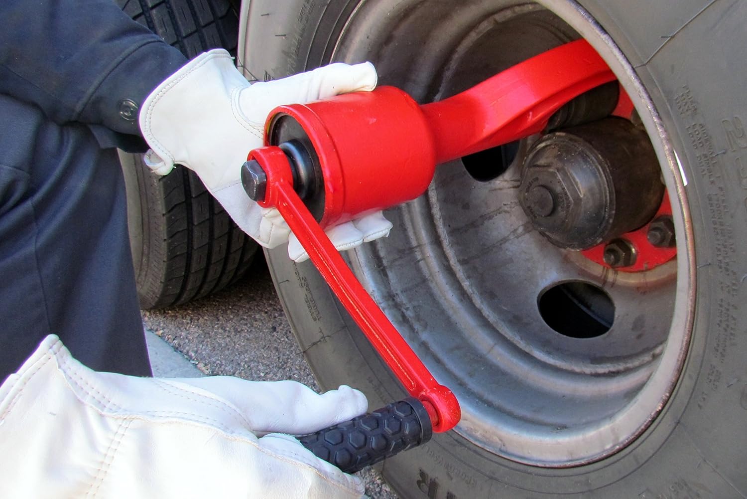 Torque Multiplier Lug Nut Wrench - Cheater Wrench