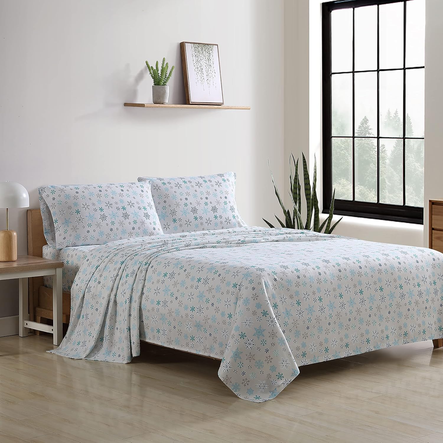 Eddie Bauer - Queen Sheets, Cotton Flannel Bedding Set, Brushed for Extra Softness, Cozy Home Decor (Tossed Snowflake, Queen) & Queen Sheets, Cotton Flannel Bedding Set, Brushed for Extra Softness
