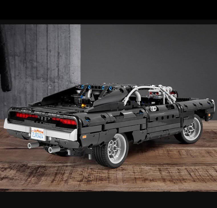 LEGO Technic Fast u0026 Furious Doms Dodge Charger 42111 Race Car Building Set