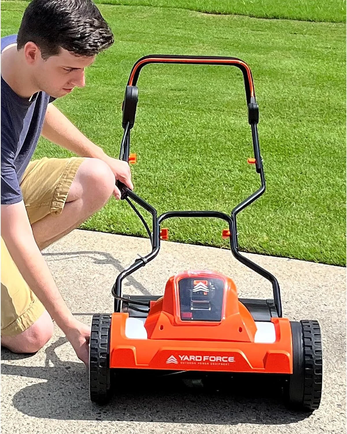 Yard Force Reel Mower Cordless Hybrid 15-inch 20V Lithium-Ion, Compact Storage, 12 Gallon Grass Collection Bag, Clean Cut for a Healthy Lawn (15 Inch Reel Mower)