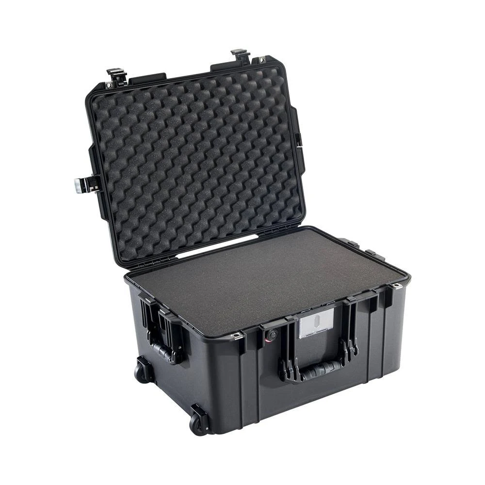 Pelican 1607 Protector Case with Pick N Pluck Foam, Black