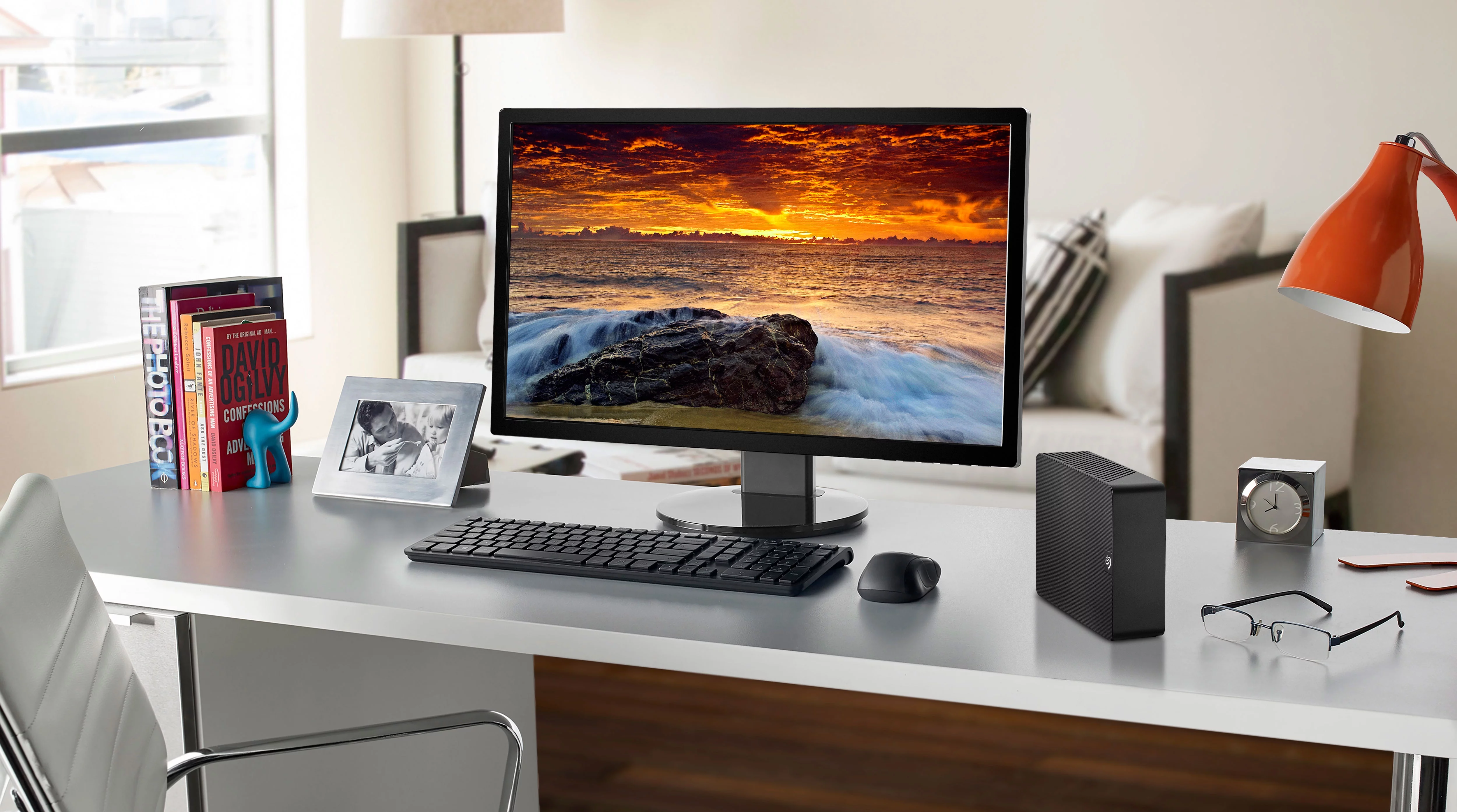 Seagate ExpansionPLUS 8TB External Hard Drive - USB 3.0 with Rescue Data Recovery (STKR8000400)