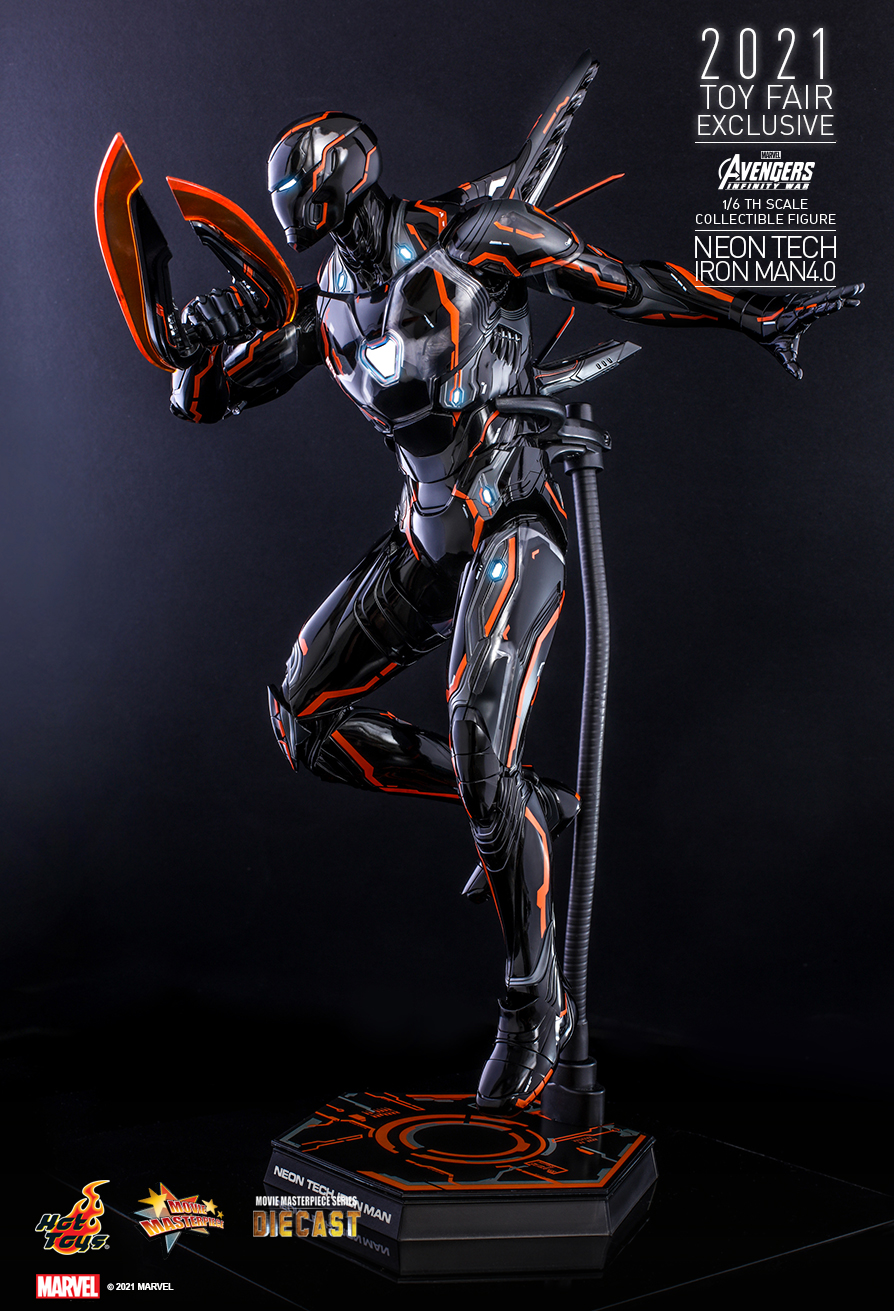 Iron Man Neon Tech Avengers Infinity War 4.0 MMS Diecast 1/6 Scale Hot Toys Exclusive Figure