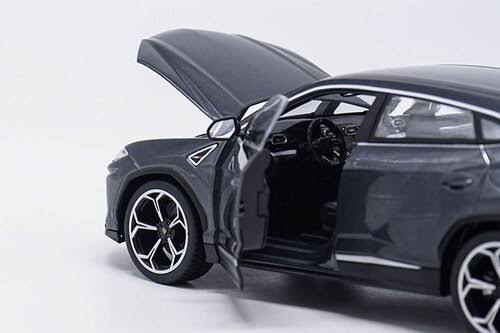 Lamborghini Urus Grey 1/18 Diecast Model Car by Bburago, Gray