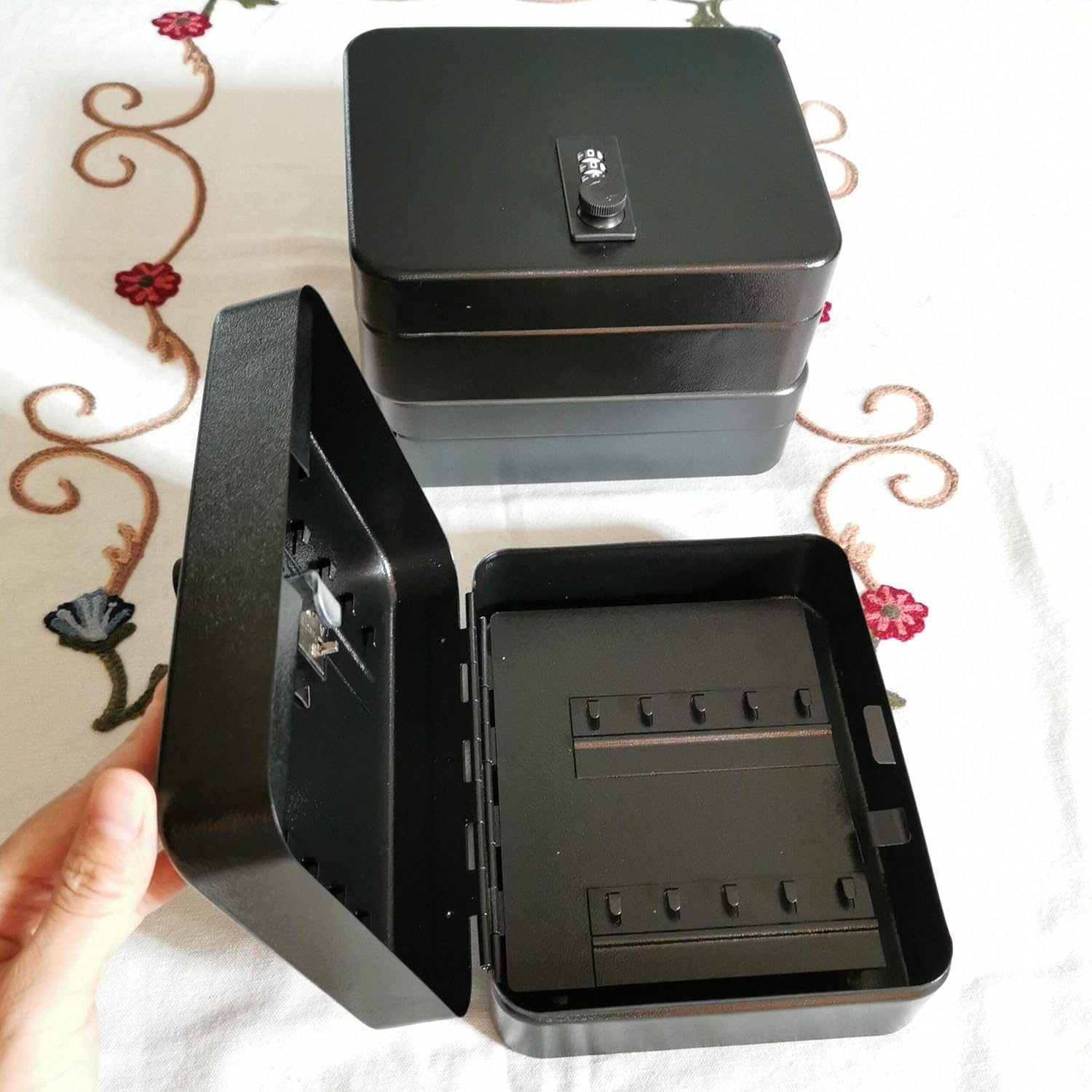Steel Key Cabinet Box with 24 Key Slots and 24 Key Tags, Security Key Box with Combination Lock, Black
