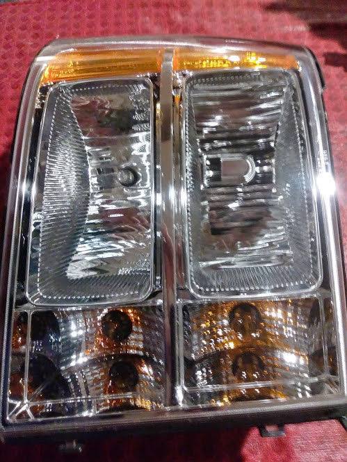 2013 GMC Sierra Headlight Assembly