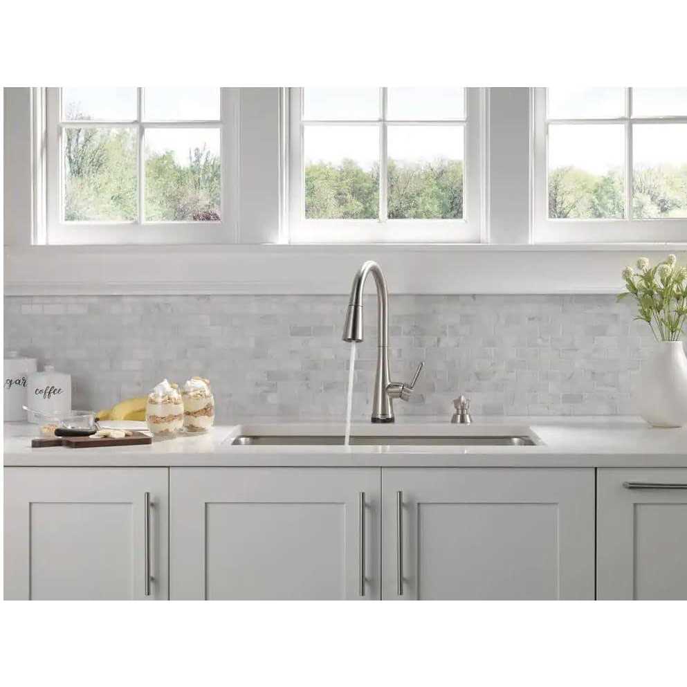 Delta Greydon Single Handle Pull-Down Kitchen Faucet with Soap Dispenser - Shop Hardware Tools Online Store