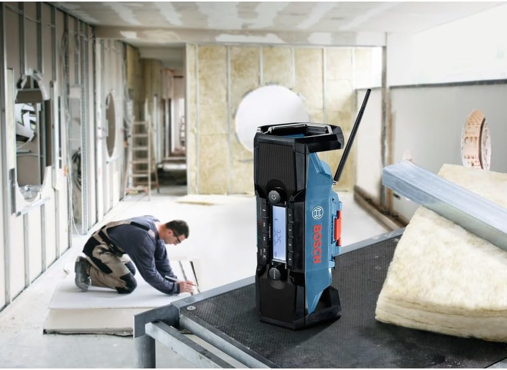 BOSCH GPB18V-2CN 18V Compact Jobsite Radio with Bluetooth® 5.0, Black