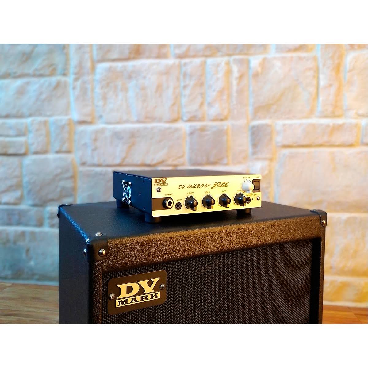 DV Mark Micro 60 Jazz 60W Guitar Amp Head Black and Beige